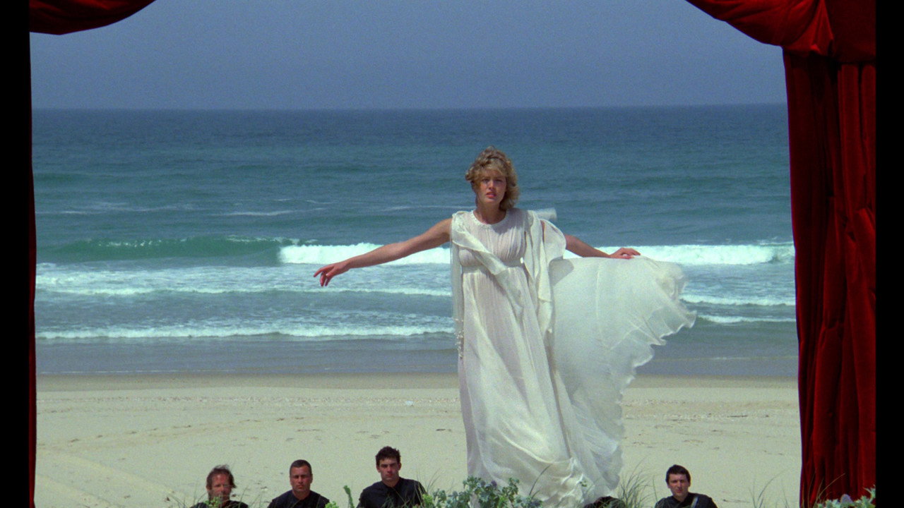 Прекрасная пленница (фильм, 1982)