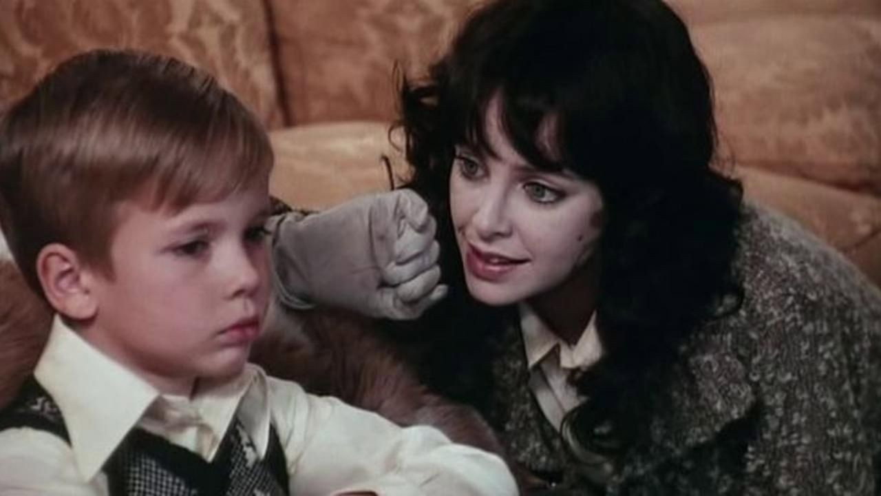 Приходящая няня (фильм, 1975)