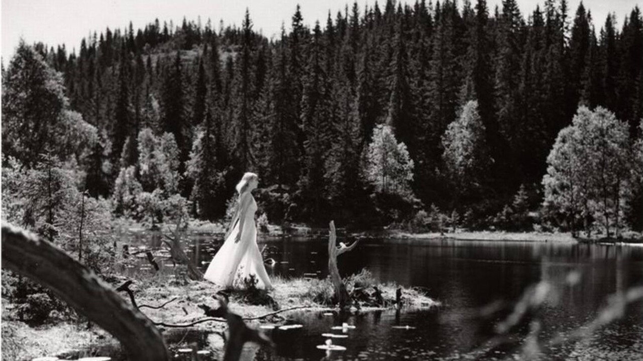 Мёртвое озеро (фильм, 1958)