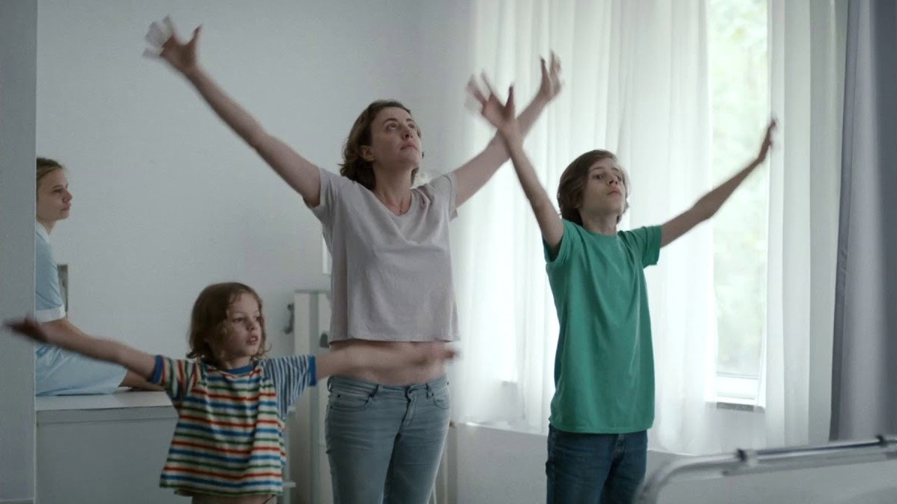 Я была дома, но… (фильм, 2019)